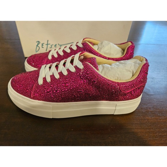 Women's Blue by Betsey Johnson Sidny Fuchsia Pink Sneaker 7.5 (7) New In Box - Picture 4 of 10